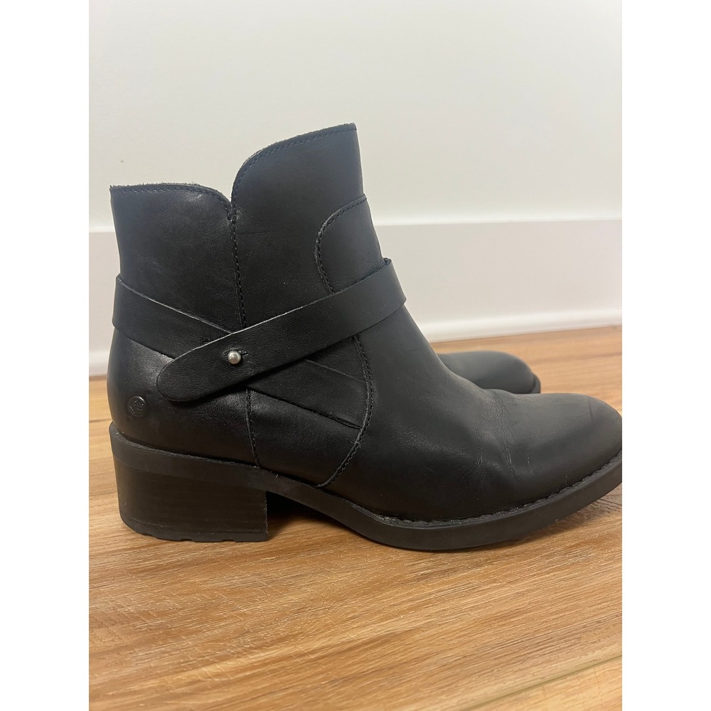 Born Kerri Ankle Boots‎ Wm 8M Black Leather Harness Side Zip Lug Grunge Goth Y2K